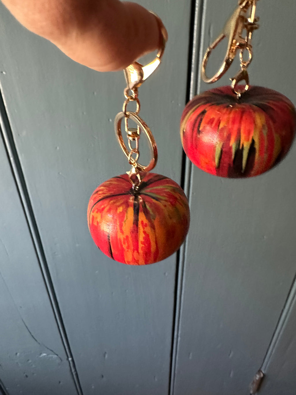WOOD PURSE CHARMS/ KEYCHAINS